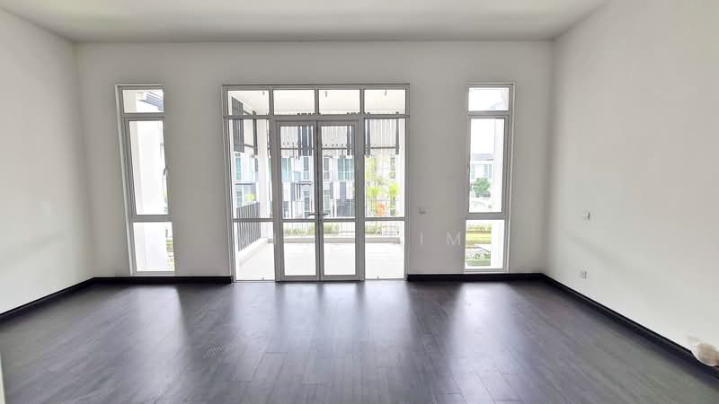 2-storey Terraced House for Sale in Semenyih (Selangor) - Mike Lim - Living Room - PropertyGuru.com.my