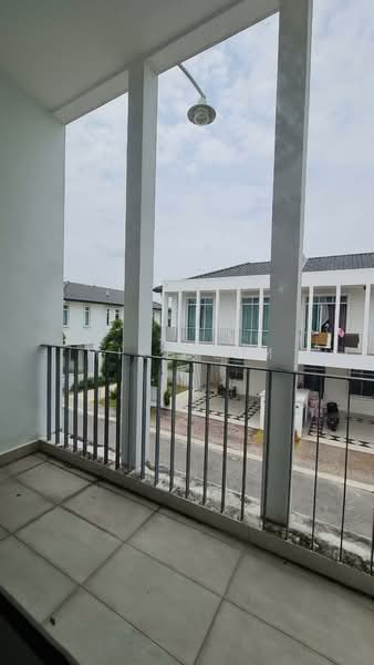2-storey Terraced House for Sale in Semenyih (Selangor) - Mike Lim - Balcony - PropertyGuru.com.my