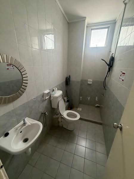 Shop / Office for Rent in Puchong (Selangor) - Chris Tye - Bathroom - PropertyGuru.com.my