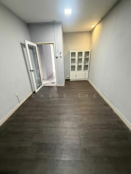 Shop / Office for Rent in Puchong (Selangor) - Chris Tye - Interior - PropertyGuru.com.my