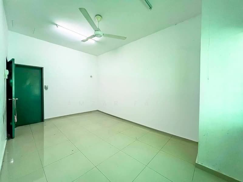 1-storey Terraced House for Sale in Kuantan (Pahang) - Amzar Faiz - PropertyGuru.com.my