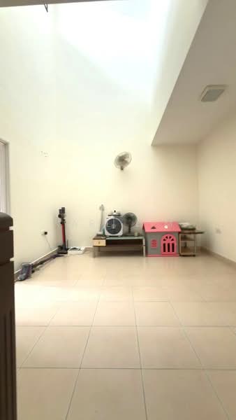 Rumah Teres 2 Tingkat untuk Dijual di Taman Nusa Idaman (Iskandar Puteri (Nusajaya)) - Karl Lim - Living Room - PropertyGuru.com.my