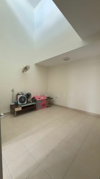 Rumah Teres 2 Tingkat untuk Dijual di Taman Nusa Idaman (Iskandar Puteri (Nusajaya)) - Karl Lim - Living Room - PropertyGuru.com.my