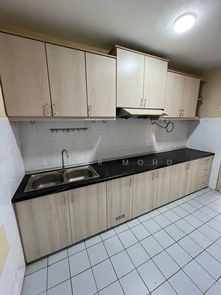 Condominium for Sale at Garden Park - Azhar Mohd - Kitchen - PropertyGuru.com.my