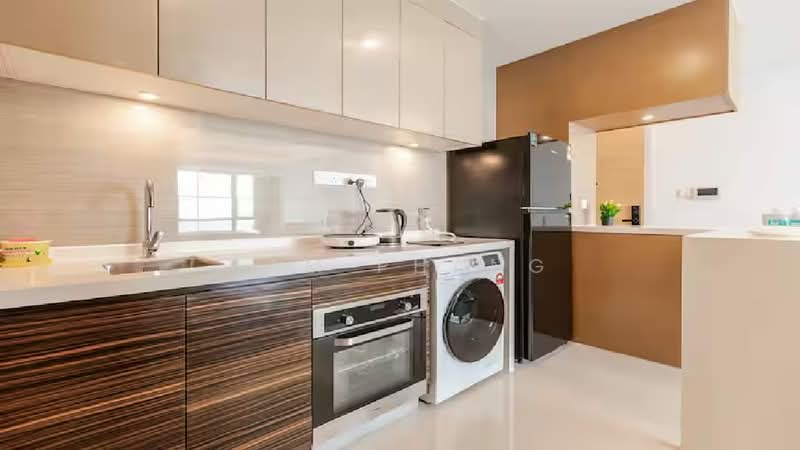 Kondominium untuk Disewa di R&F Princess Cove Phase 2-Seine Region - Sam Phang - Kitchen - PropertyGuru.com.my