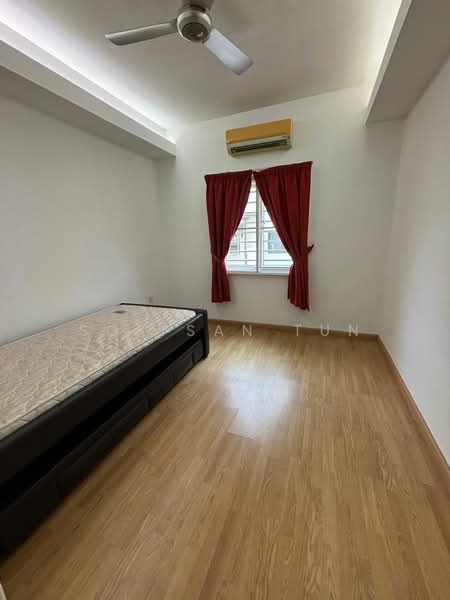 Terraced House for Sale in Taman Impian Indah (Bukit Jalil) - Sok San Tun - Bedroom - PropertyGuru.com.my