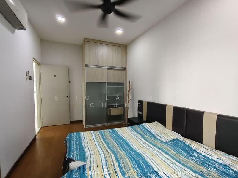 Kondominium untuk Dijual di Zefer Hill Residence - Eric Lau Mun Chung - Bedroom - PropertyGuru.com.my