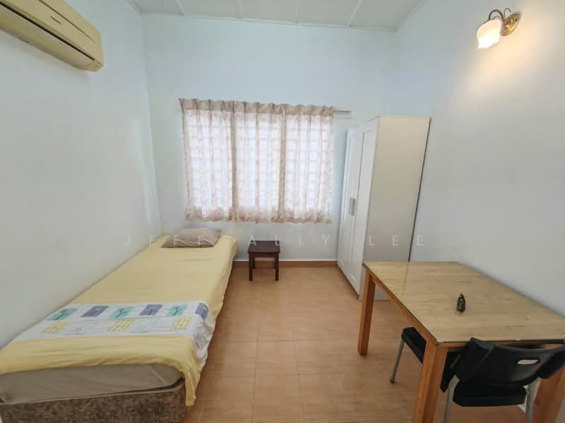 2-storey Terraced House for Rent in Usj 6 (Subang Jaya) - JeffSally Lee - Bedroom - PropertyGuru.com.my