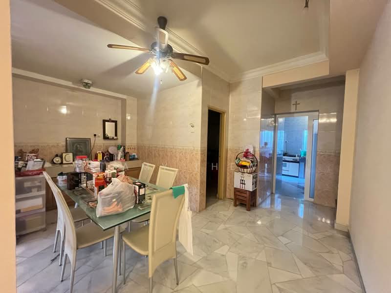 2-storey Terraced House for Sale in Bandar Kinrara (Selangor) - Amy Thew - Dining Room - PropertyGuru.com.my