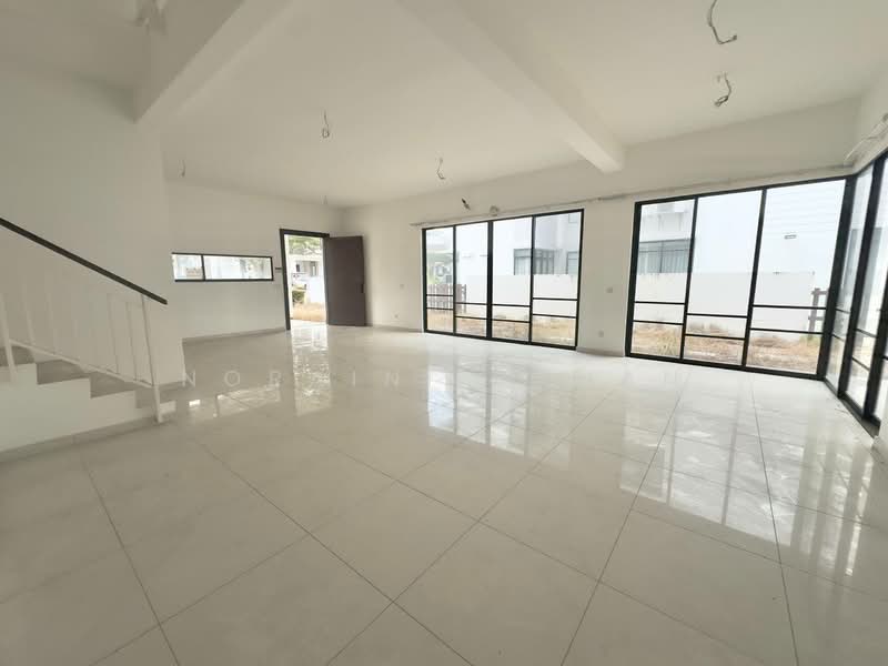Rumah Kluster untuk Dijual di Setia Ecohill (Semenyih) - Noraini Dahan - Living Room - PropertyGuru.com.my