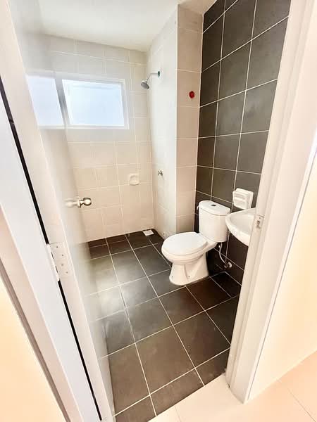 Townhouse for Rent in Kuala Selangor (Selangor) - Baxter Lim - Bathroom - PropertyGuru.com.my