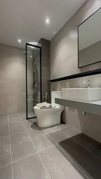Servis Apartment untuk Dijual di Causewayz Square @ JBCC - Hussaidi Hussin - Bathroom - PropertyGuru.com.my