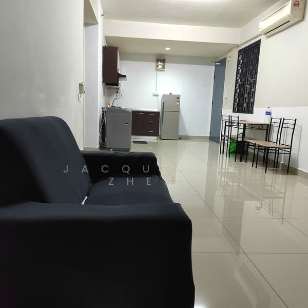Servis Apartment untuk Disewa di Univ 360 Place - Jacqueline Zheng - Living Room - PropertyGuru.com.my