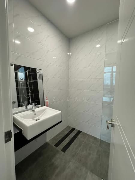 Kondominium untuk Disewa di Botanika - LZ Lau - Bathroom - PropertyGuru.com.my
