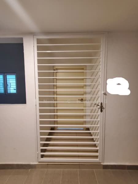 Servis Apartment untuk Dijual di Galleria Equine Park - Kent Chong - Entrance - PropertyGuru.com.my
