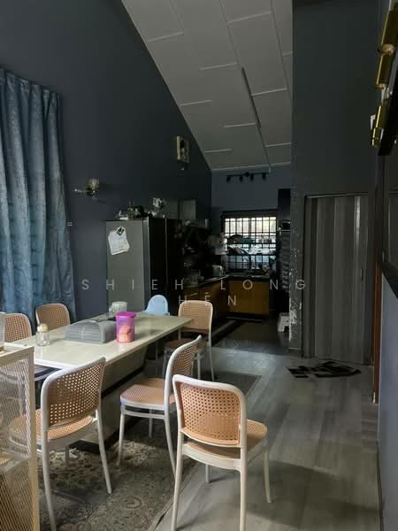 2-storey Terraced House for Sale in Johor Bahru (Johor) - Shieh Long Chen - Dining Room - PropertyGuru.com.my