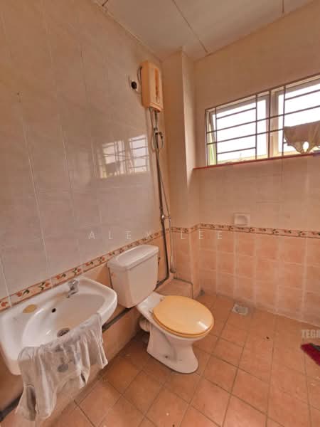 2-storey Terraced House for Sale in Klang (Selangor) - Alex Lee - Bathroom - PropertyGuru.com.my