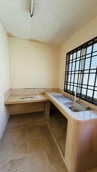 2-storey Terraced House for Sale in Bandar Baru Permas Jaya (Permas Jaya) - Iden Tan - Kitchen - PropertyGuru.com.my