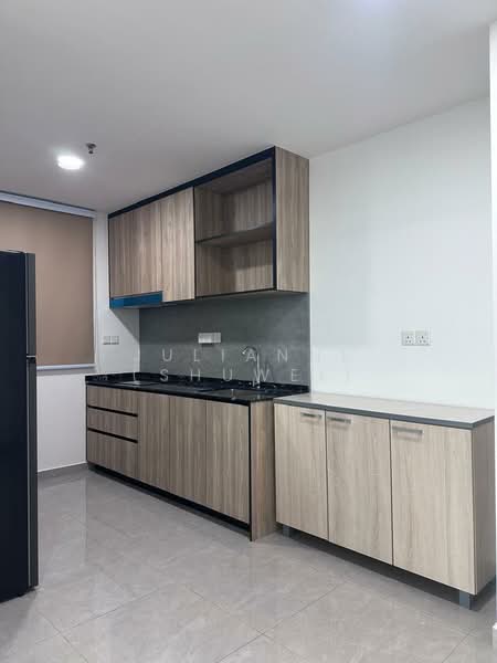 Service Residence for Rent at Savana @ Batu Kawan - Julianne (ShuWei) - Kitchen - PropertyGuru.com.my