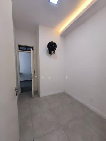 Service Residence for Sale at Sky Meridien - Tom Ip - Interior - PropertyGuru.com.my