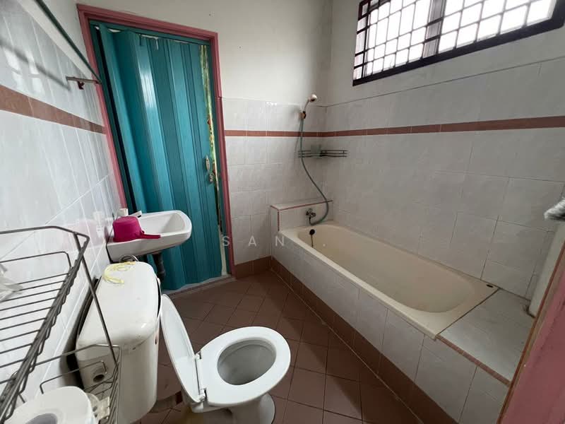 2-storey Terraced House for Sale in Taman Pulai Utama (Skudai) - San . - PropertyGuru.com.my