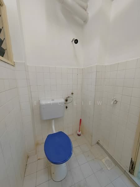 Pangsapuri untuk Disewa di Cheras Perdana Apartment Block D, E - Eric Liew - Bathroom - PropertyGuru.com.my