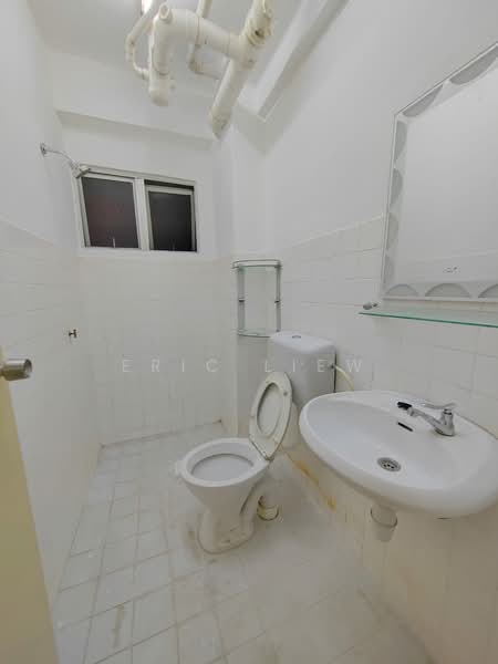 Pangsapuri untuk Disewa di Cheras Perdana Apartment Block D, E - Eric Liew - Bathroom - PropertyGuru.com.my