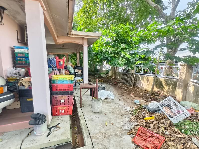 2-storey Terraced House for Sale in Taman Sungai Besi Indah (Seri Kembangan) - Remus Chen - Exterior - PropertyGuru.com.my