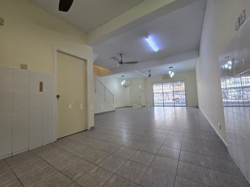 Rumah Teres 2 Tingkat untuk Dijual di Taman Sutera (Kajang) - Kelly Chua - Interior - PropertyGuru.com.my