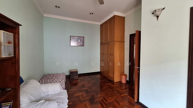 2-storey Terraced House for Sale in Putra Heights (Subang Jaya) - Ron Ngiam - Bedroom - PropertyGuru.com.my