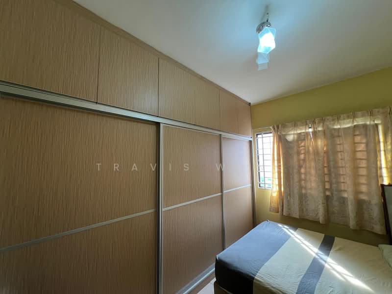 Kondominium untuk Dijual di Bayu Tasik 2 - Travis Wong - Bedroom - PropertyGuru.com.my