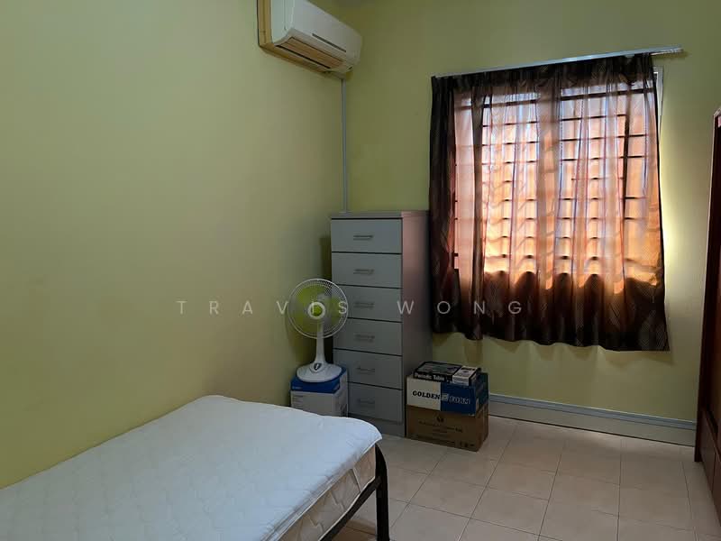 Kondominium untuk Dijual di Bayu Tasik 2 - Travis Wong - Bedroom - PropertyGuru.com.my