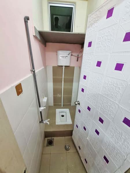 Shop / Office for Sale in Bandar Uda Utama (Johor Bahru) - Iden Tan - Bathroom - PropertyGuru.com.my