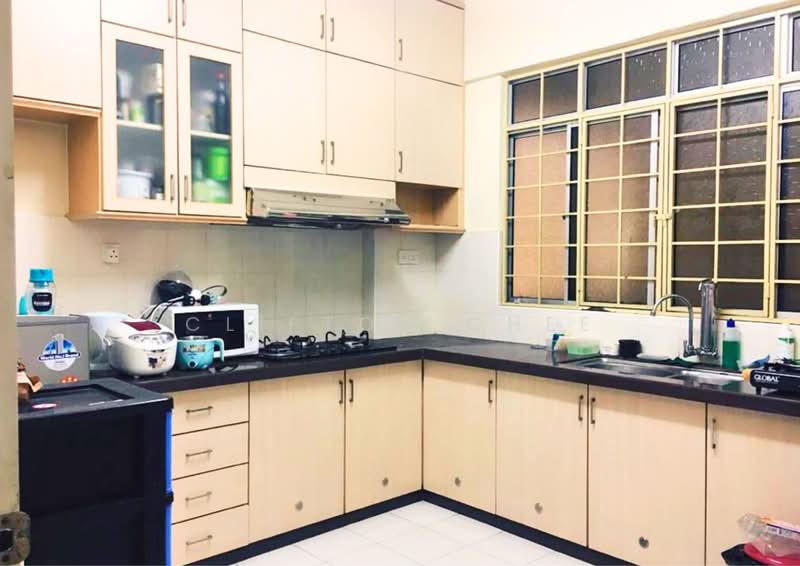 Kondominium untuk Dijual di Putra Place Condominium - Clifton Chee - PropertyGuru.com.my