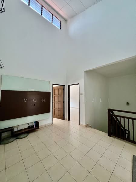 Terraced House for Sale in Shah Alam (Selangor) - Mohd Fadzli - Living Room - PropertyGuru.com.my