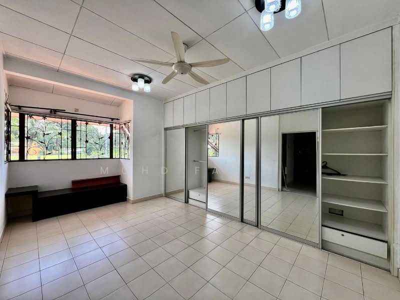 Terraced House for Sale in Shah Alam (Selangor) - Mohd Fadzli - Bedroom - PropertyGuru.com.my