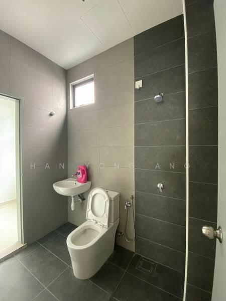 Rumah Teres 2 Tingkat untuk Dijual di Pasir Gudang (Johor) - Han Yong Ang - Bathroom - PropertyGuru.com.my