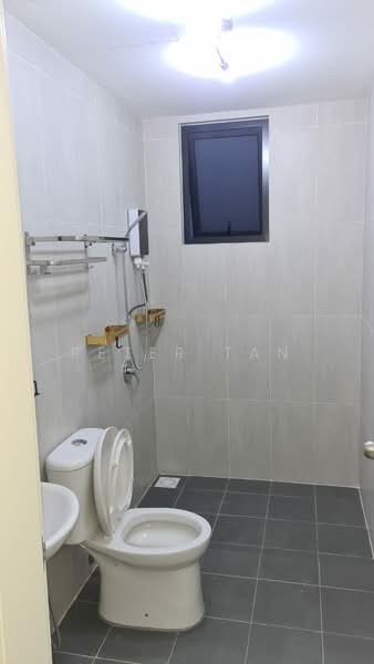 Servis Apartment untuk Disewa di MKH Boulevard II - Peter Tan - Bathroom - PropertyGuru.com.my