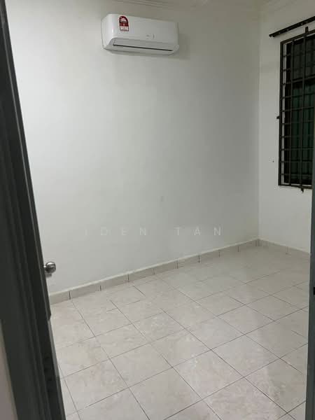 1-storey Terraced House for Sale in Taman Perling (Perling) - Iden Tan - Interior - PropertyGuru.com.my