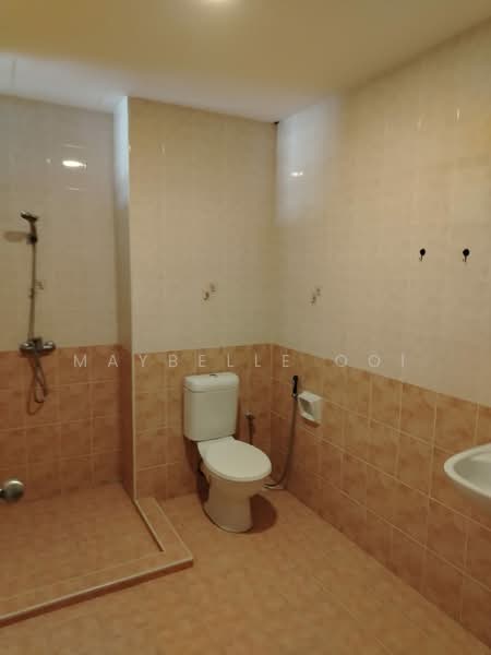 Townhouse for Rent in Tanjung Tokong (Penang) - Maybelle Ooi - Bathroom - PropertyGuru.com.my
