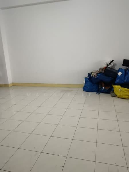 Pangsapuri untuk Dijual di Permas Ville Apartment - Maggie Lee - Interior - PropertyGuru.com.my