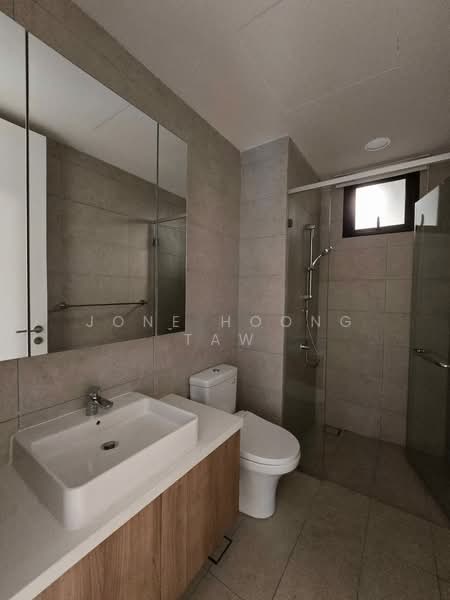 Servis Apartment untuk Disewa di Kami - JONE HOONG TAW - Bathroom - PropertyGuru.com.my