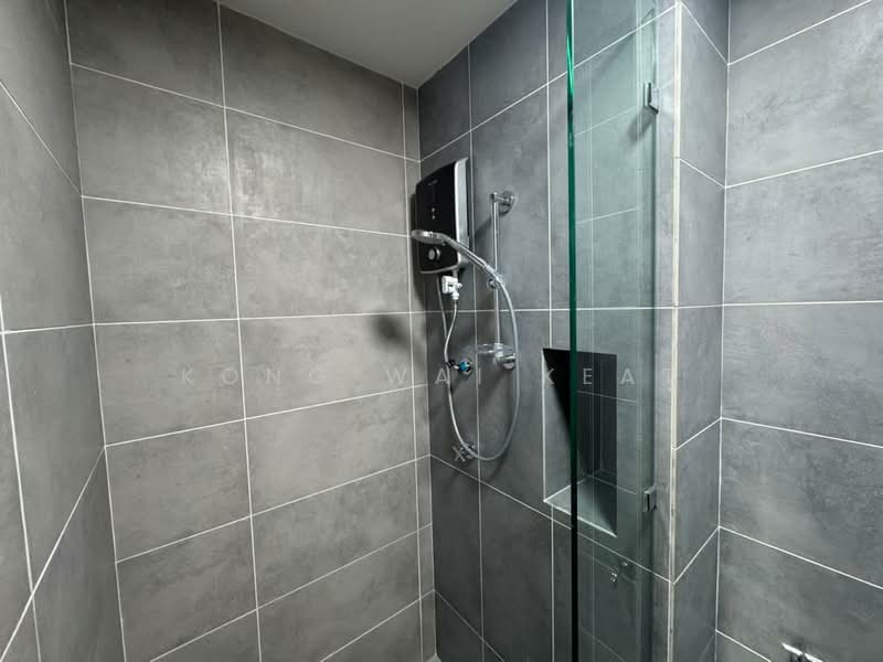 Service Residence for Sale at 121 Residences - Kong Wai Keat - Bathroom - PropertyGuru.com.my