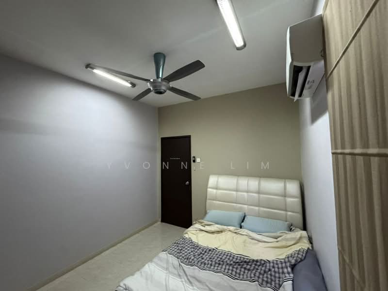 Rumah Bandar untuk Dijual di Taman D'Utama (Johor Bahru) - Yvonne Lim - Bedroom - PropertyGuru.com.my