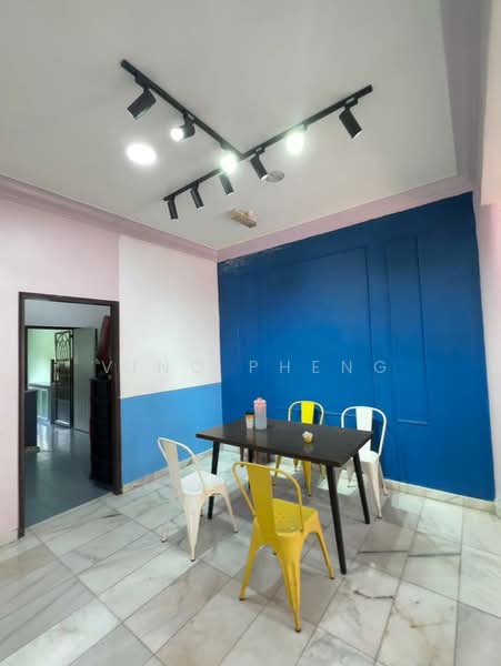 Rumah Teres 2 Tingkat untuk Disewa di Taman Merbok (Bukit Baru) - Vinc Pheng - Dining Room - PropertyGuru.com.my