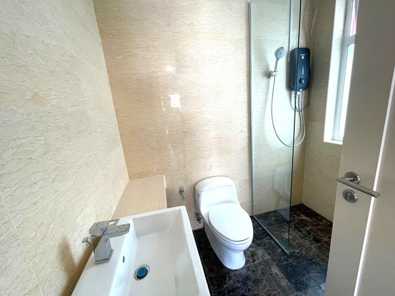 Servis Apartment untuk Dijual di TriTower Residence @ Johor Bahru Sentral - William Tay - Bathroom - PropertyGuru.com.my