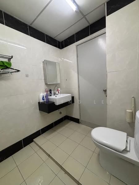 Kondominium untuk Disewa di Platinum Hill PV 8 - Pui Ling Lee - Bathroom - PropertyGuru.com.my