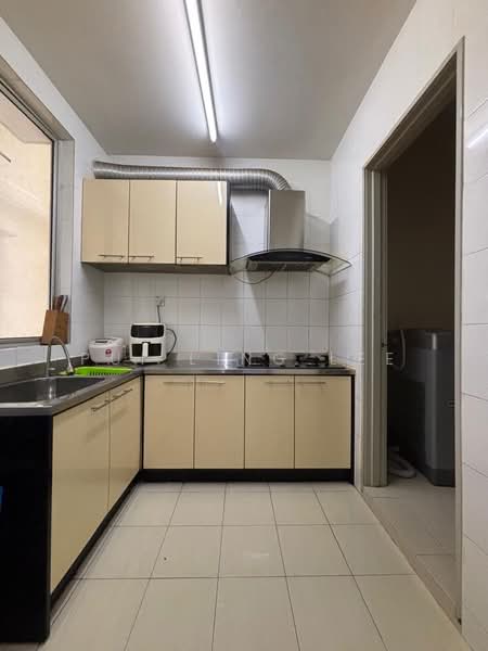 Kondominium untuk Disewa di Platinum Hill PV 8 - Pui Ling Lee - Kitchen - PropertyGuru.com.my
