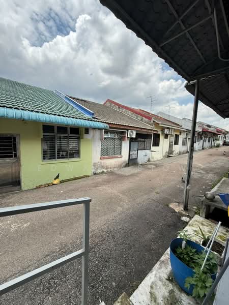 Rumah Teres 1 Tingkat untuk Dijual di Skudai (Johor) - Edward Siow - Exterior - PropertyGuru.com.my