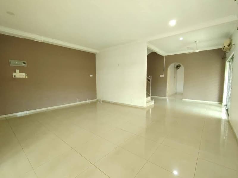 Semi-Detached House for Sale in Taman Sungai Mas (Taiping) - Fung Lim - Living Room - PropertyGuru.com.my